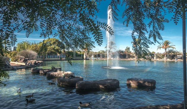 Odsprzedaż - Mieszkanie w bloku - Torrevieja - Parque Las Naciones