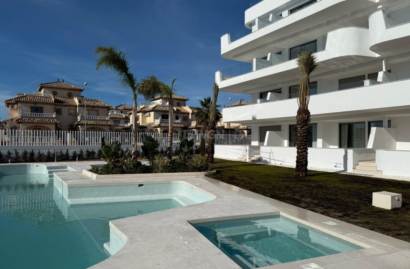 Nowy budynek - Mieszkanie w bloku - Orihuela Costa - Lomas de Cabo Roig