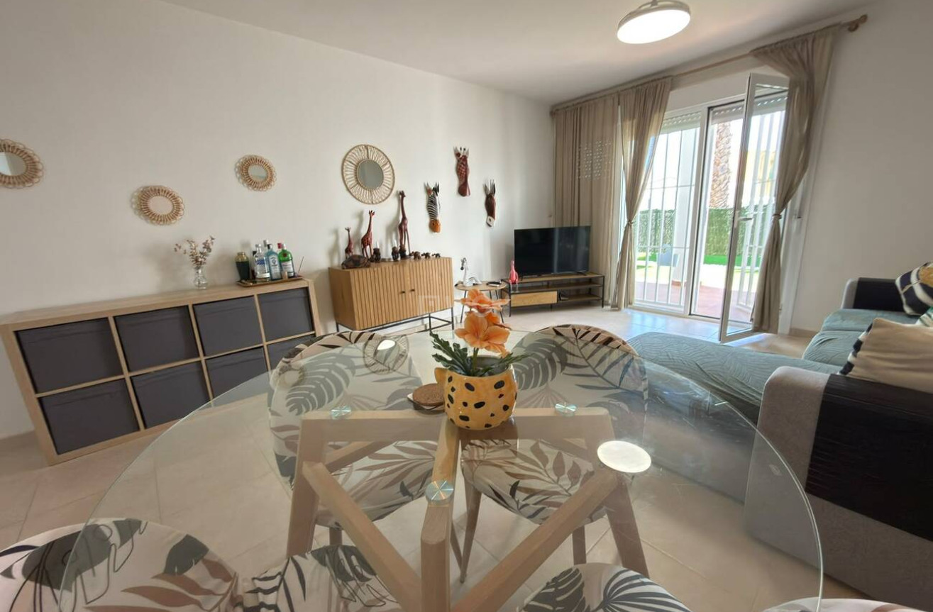 Odsprzedaż - Mieszkanie w bloku - Villamartin - Costa Blanca