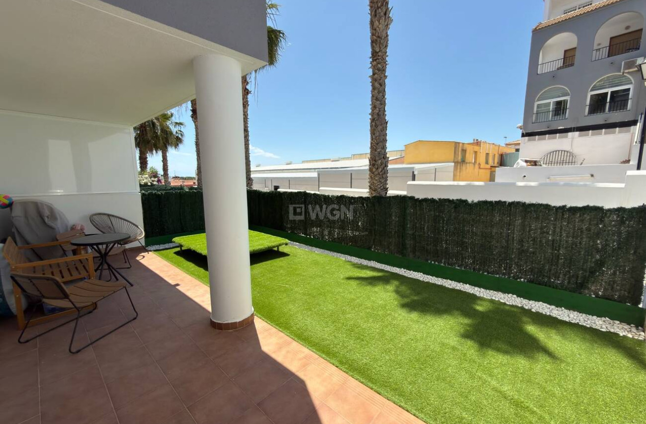 Odsprzedaż - Mieszkanie w bloku - Villamartin - Costa Blanca