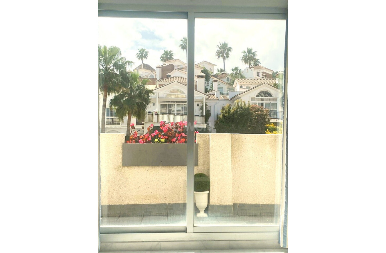 Odsprzedaż - Mieszkanie w bloku - Mijas Costa - Riviera del sol