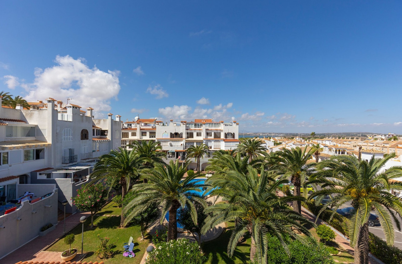 Odsprzedaż - Mieszkanie w bloku - La Mata - Costa Blanca