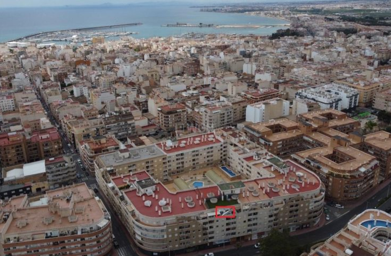 Odsprzedaż - Mieszkanie w bloku - Torrevieja - Costa Blanca