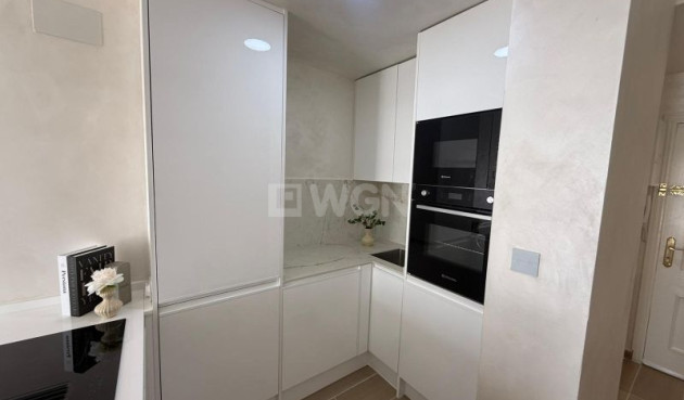 Odsprzedaż - Mieszkanie w bloku - Torrevieja - Costa Blanca