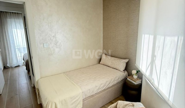Odsprzedaż - Mieszkanie w bloku - Torrevieja - Costa Blanca