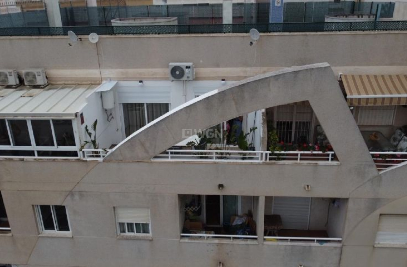 Odsprzedaż - Mieszkanie w bloku - Torrevieja - Costa Blanca