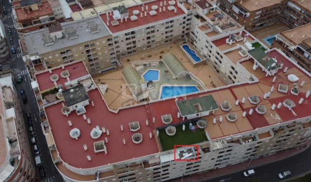 Odsprzedaż - Mieszkanie w bloku - Torrevieja - Costa Blanca