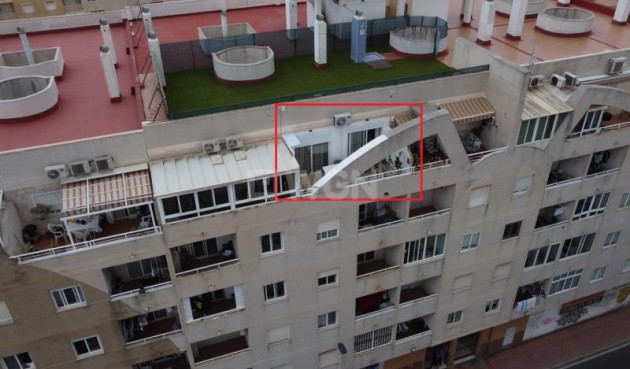Odsprzedaż - Mieszkanie w bloku - Torrevieja - Costa Blanca