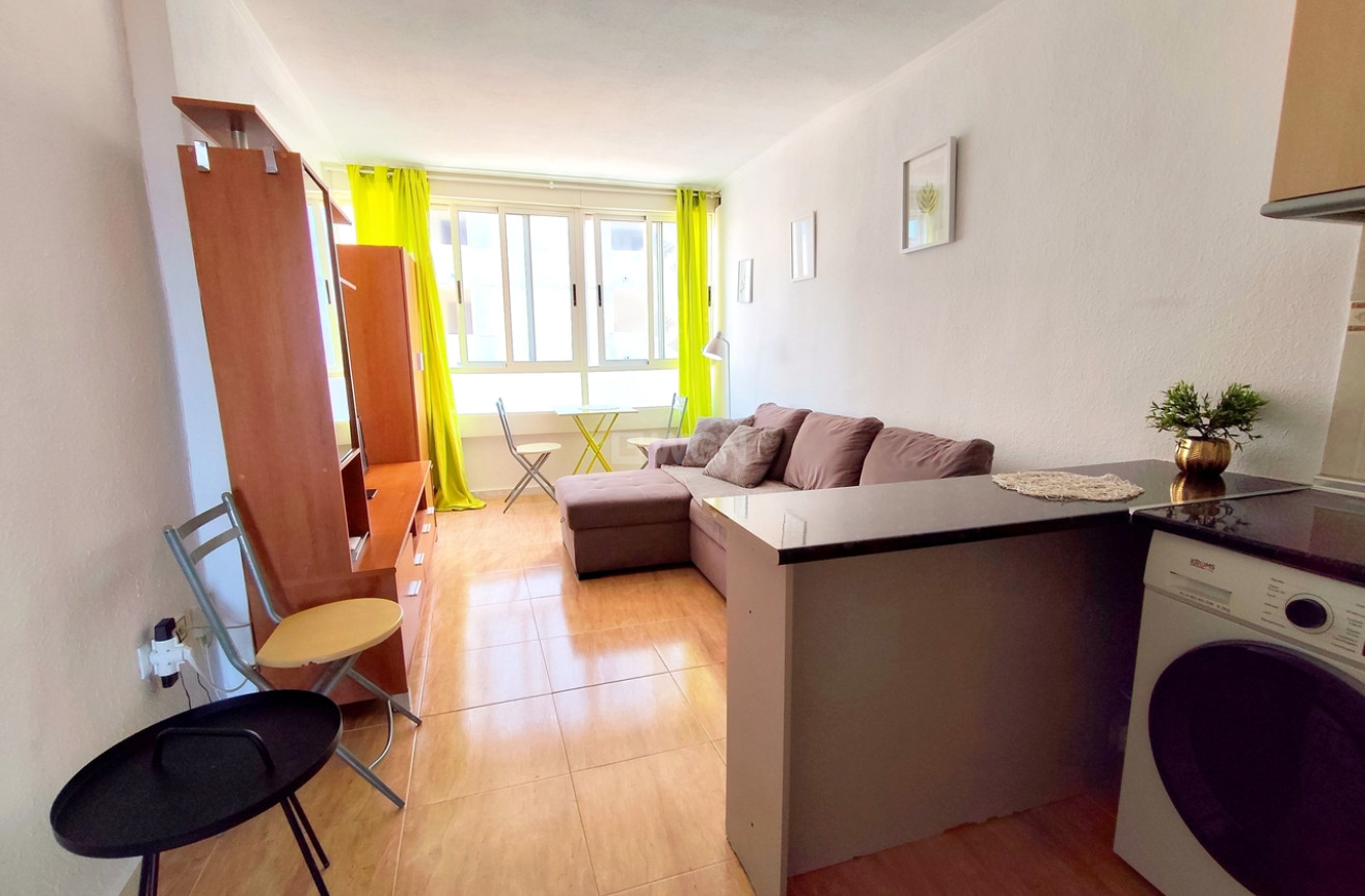 Odsprzedaż - Mieszkanie w bloku - Torrevieja - Costa Blanca
