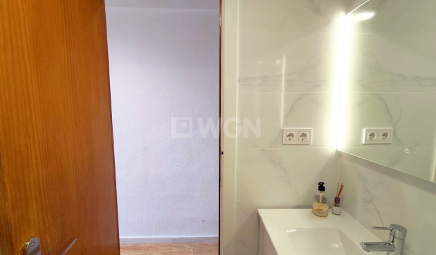 Odsprzedaż - Mieszkanie w bloku - Torrevieja - Costa Blanca