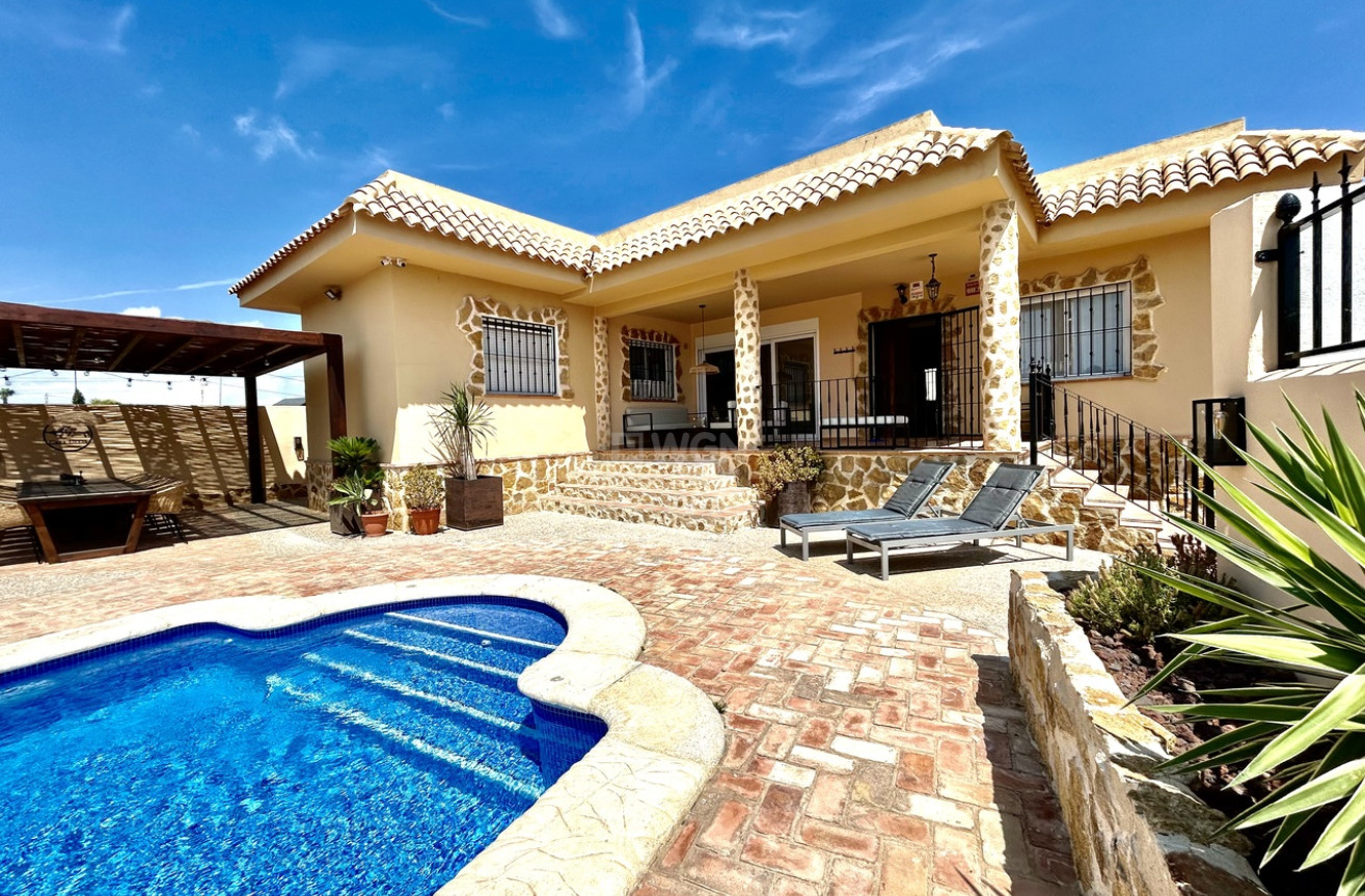 Odsprzedaż - Villa - La Zenia - Costa Blanca
