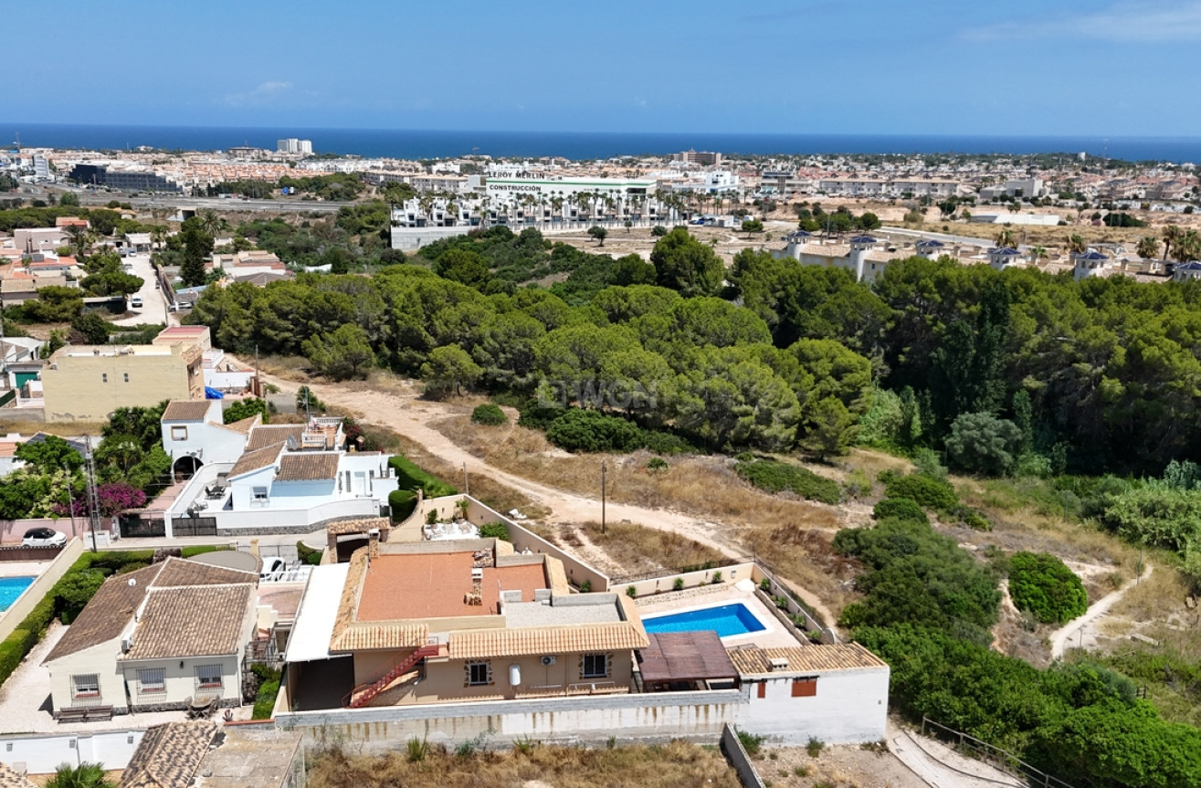 Odsprzedaż - Villa - La Zenia - Costa Blanca