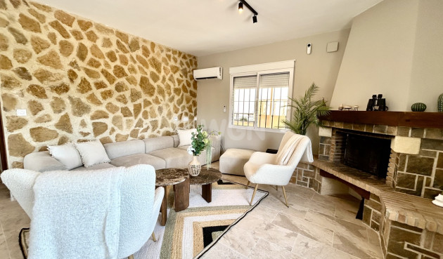 Odsprzedaż - Villa - La Zenia - Costa Blanca
