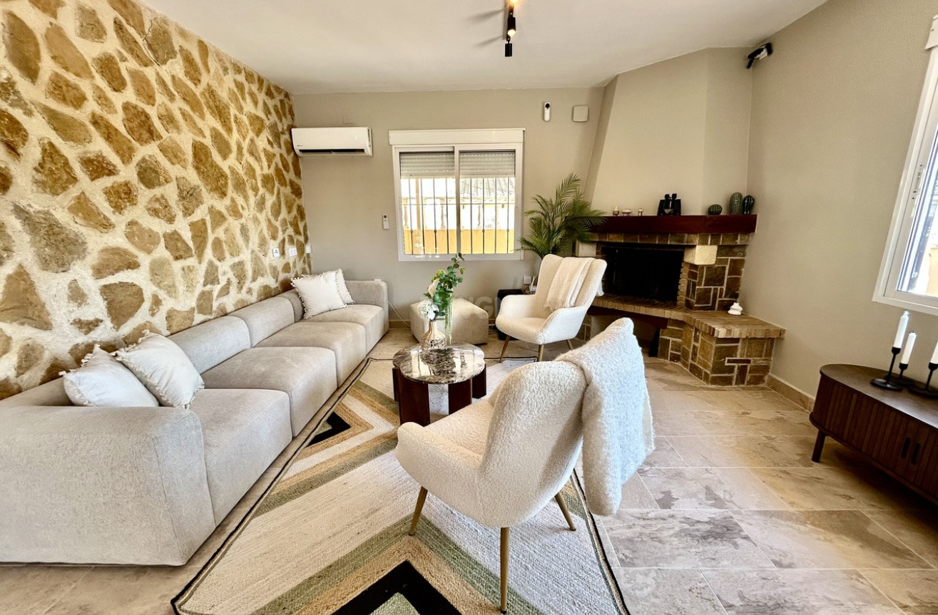 Odsprzedaż - Villa - La Zenia - Costa Blanca