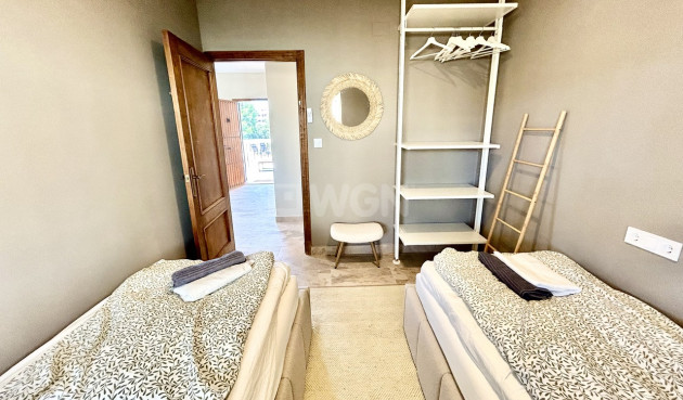 Odsprzedaż - Villa - La Zenia - Costa Blanca