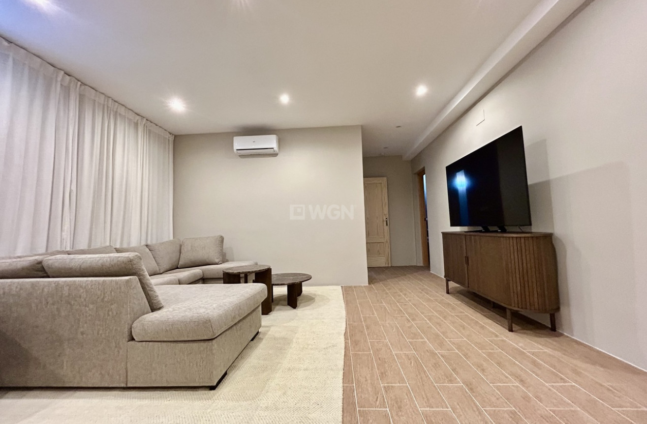 Odsprzedaż - Villa - La Zenia - Costa Blanca