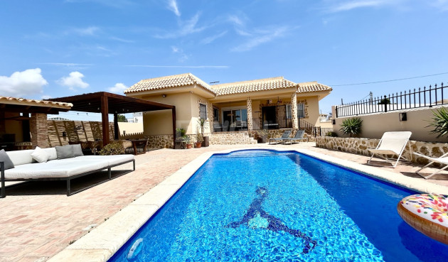 Odsprzedaż - Villa - La Zenia - Costa Blanca