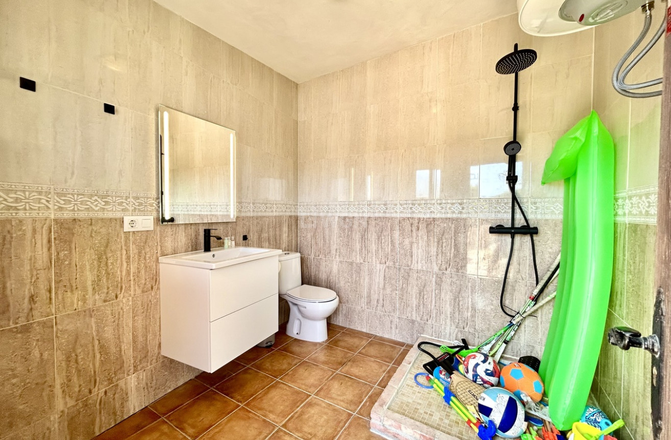 Odsprzedaż - Villa - La Zenia - Costa Blanca