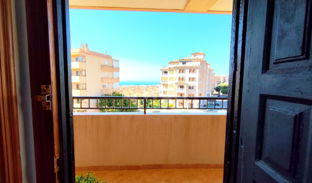Odsprzedaż - Mieszkanie w bloku - La Mata - Costa Blanca