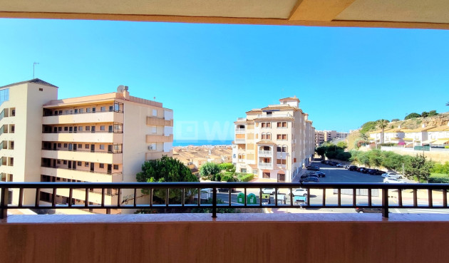 Odsprzedaż - Mieszkanie w bloku - La Mata - Costa Blanca