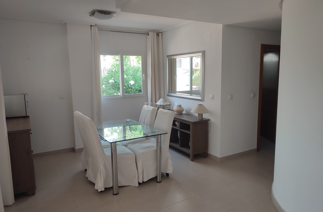 Odsprzedaż - Mieszkanie w bloku - Hacienda Riquelme Golf Resort - Inland