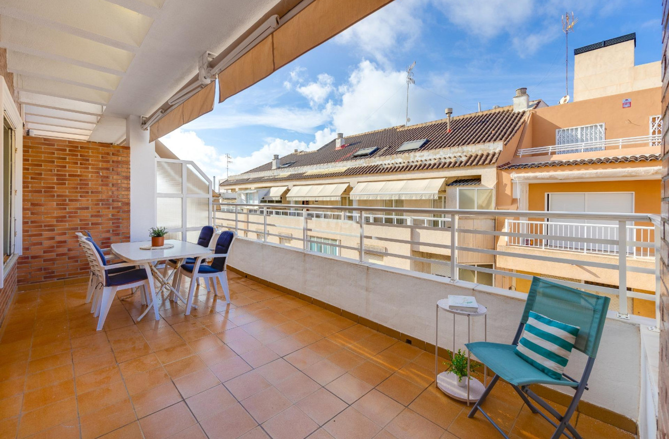 Odsprzedaż - Daszek - Torrevieja - Paseo Maritimo