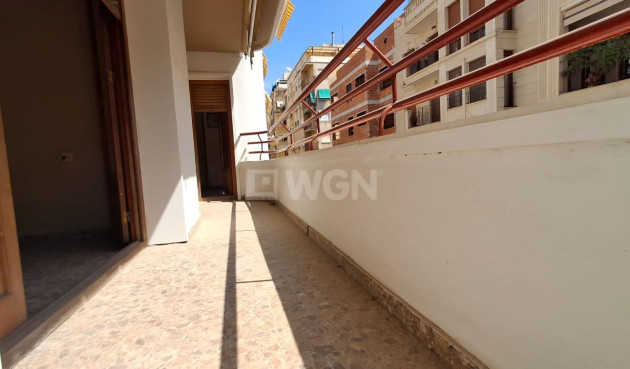 Odsprzedaż - Mieszkanie w bloku - Orihuela - Zona Centro