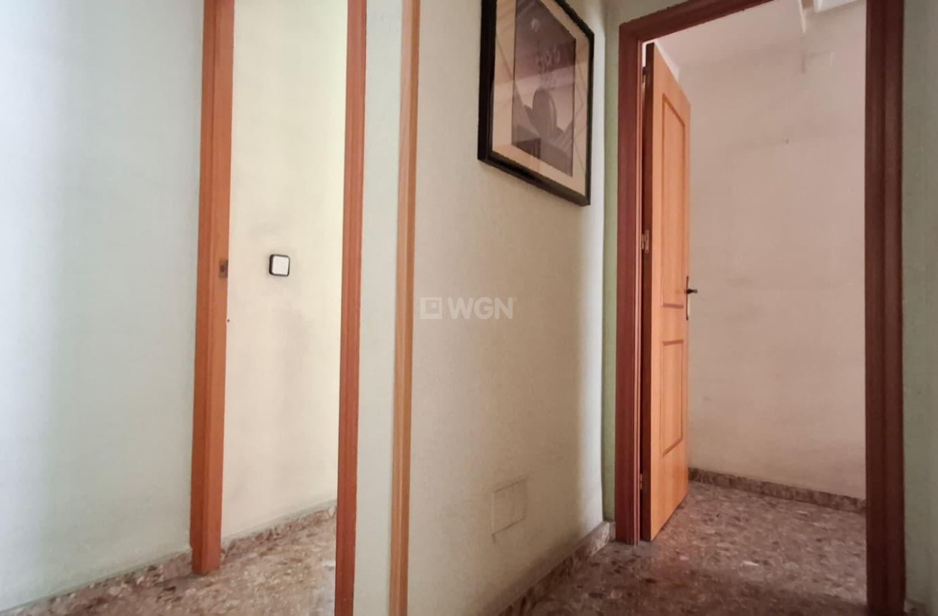 Odsprzedaż - Mieszkanie w bloku - Orihuela - Zona Centro