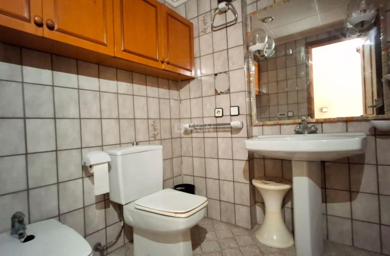 Odsprzedaż - Mieszkanie w bloku - Orihuela - Zona Centro