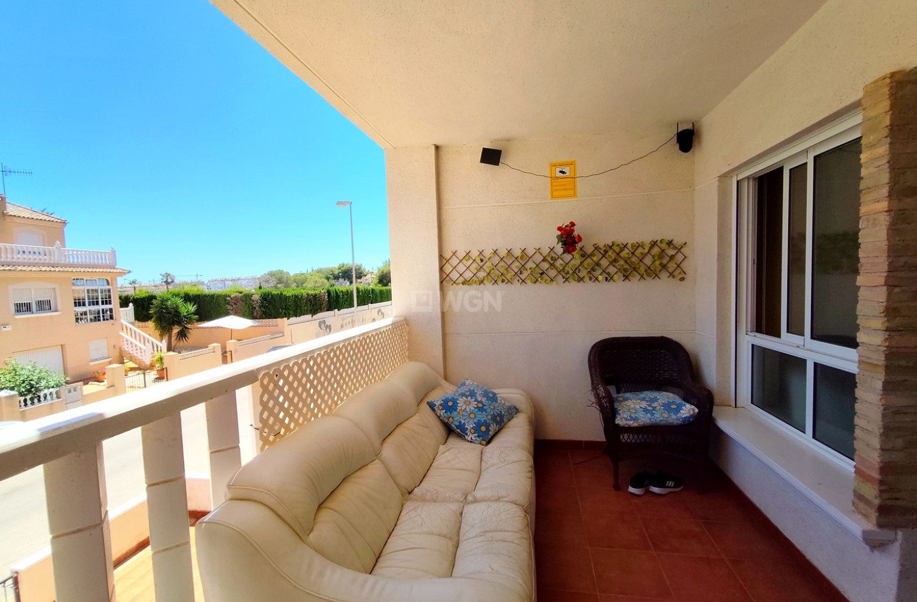 Odsprzedaż - Mieszkanie w bloku - Villamartin - Costa Blanca