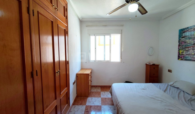 Odsprzedaż - Mieszkanie w bloku - Villamartin - Costa Blanca