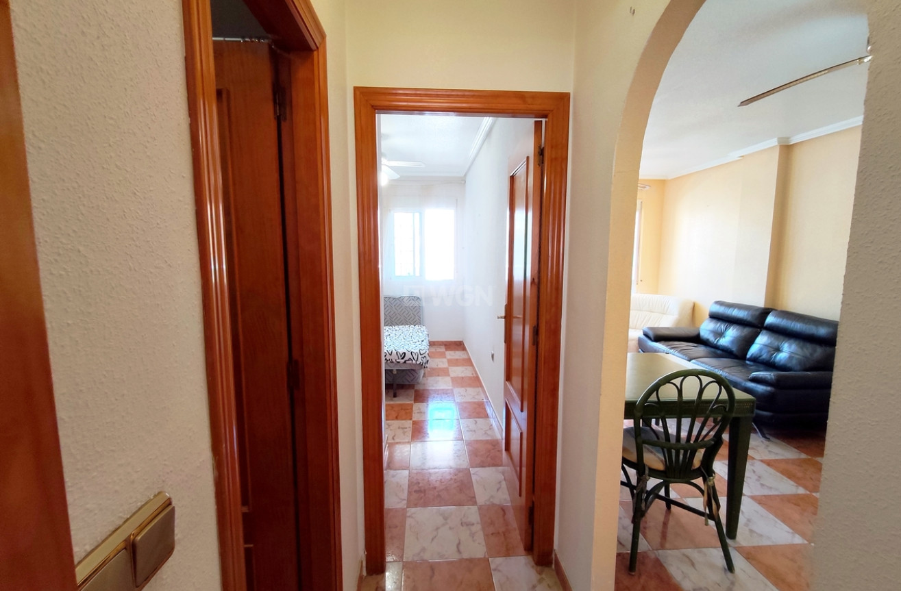 Odsprzedaż - Mieszkanie w bloku - Villamartin - Costa Blanca