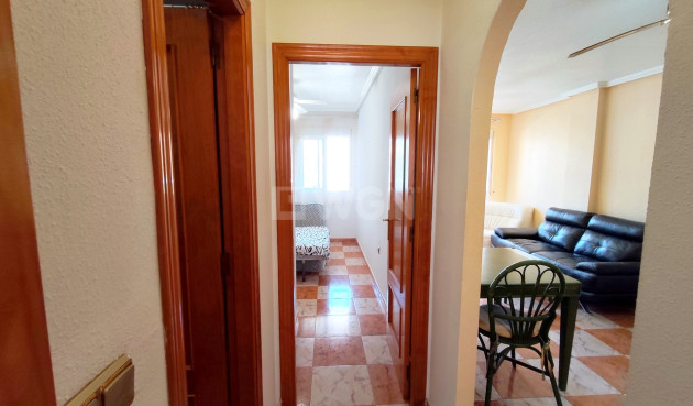 Odsprzedaż - Mieszkanie w bloku - Villamartin - Costa Blanca