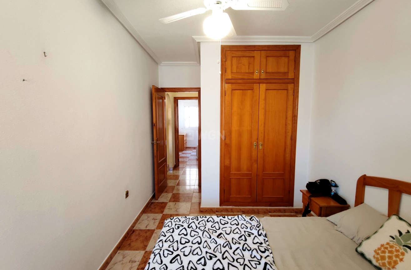 Odsprzedaż - Mieszkanie w bloku - Villamartin - Costa Blanca