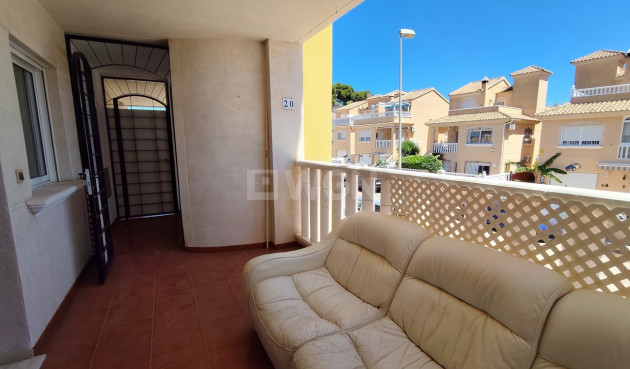 Odsprzedaż - Mieszkanie w bloku - Villamartin - Costa Blanca