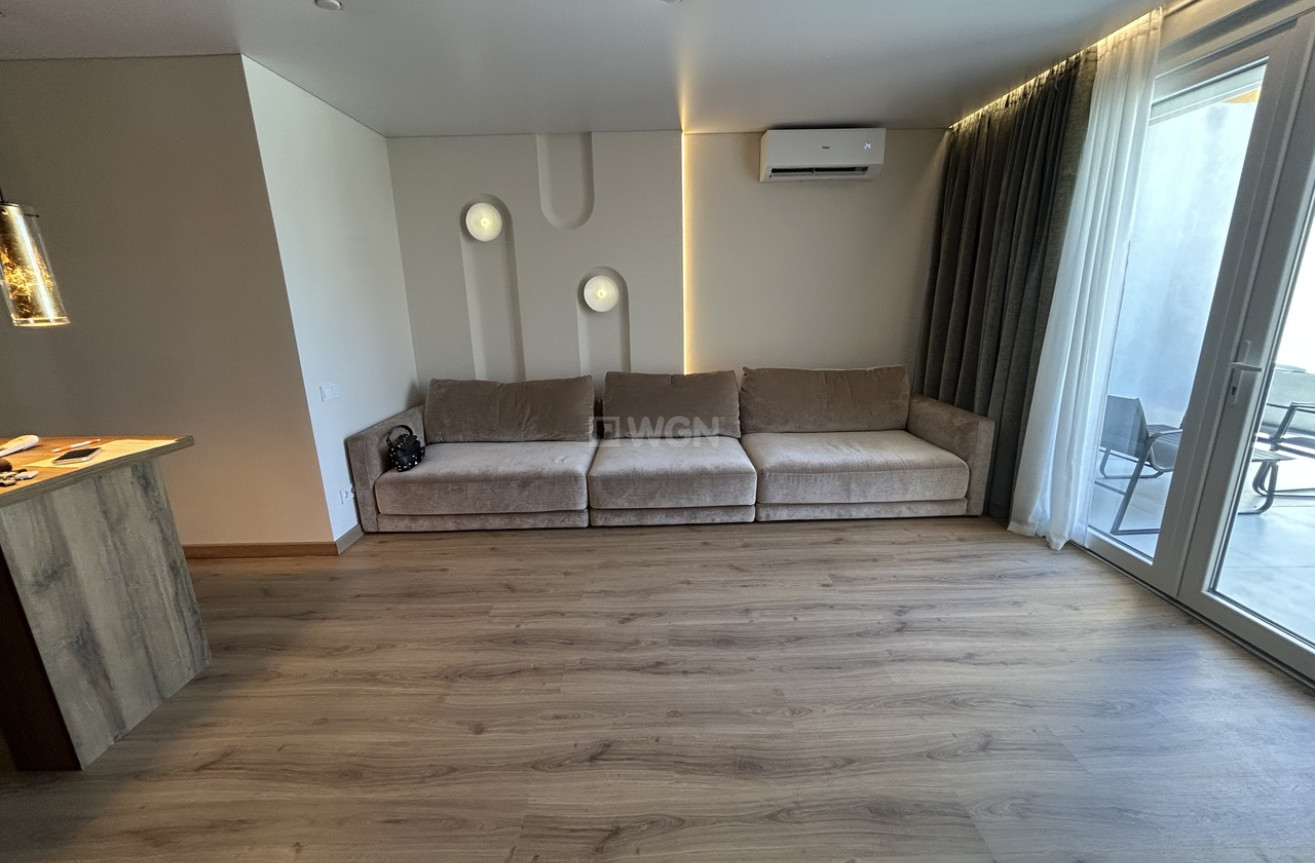 Odsprzedaż - Mieszkanie w bloku - Torrevieja - Costa Blanca