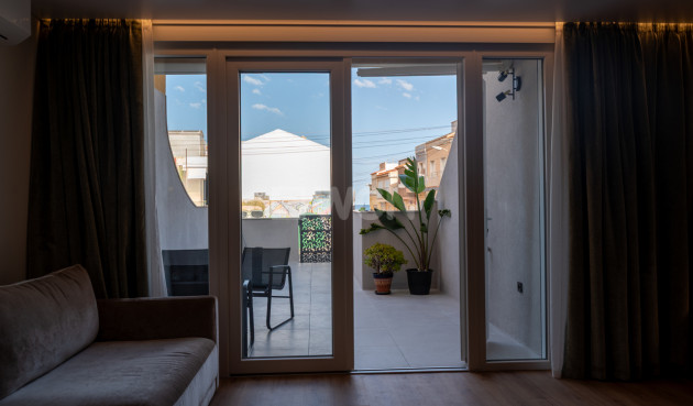 Odsprzedaż - Mieszkanie w bloku - Torrevieja - Costa Blanca