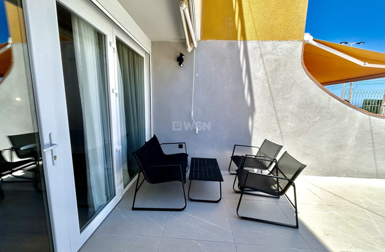 Odsprzedaż - Mieszkanie w bloku - Torrevieja - Costa Blanca