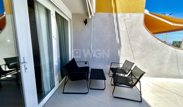 Odsprzedaż - Mieszkanie w bloku - Torrevieja - Costa Blanca