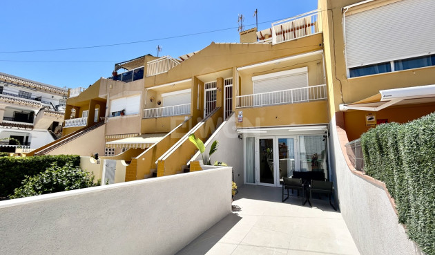 Odsprzedaż - Mieszkanie w bloku - Torrevieja - Costa Blanca