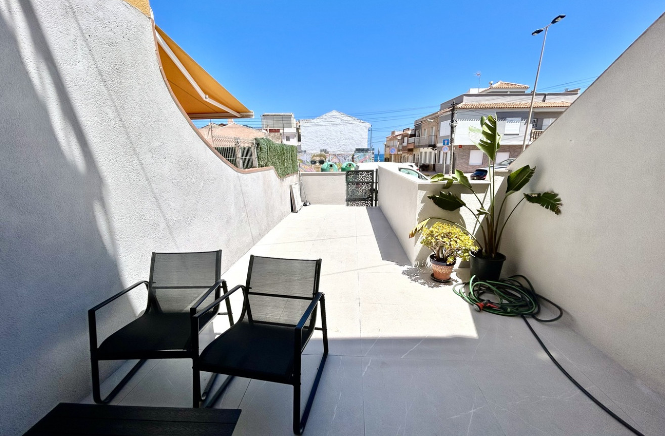 Odsprzedaż - Mieszkanie w bloku - Torrevieja - Costa Blanca
