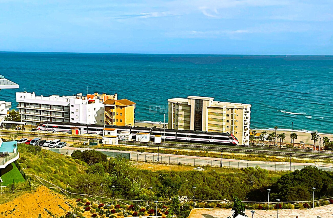Odsprzedaż - Mieszkanie w bloku - Mijas Costa - Riviera del sol