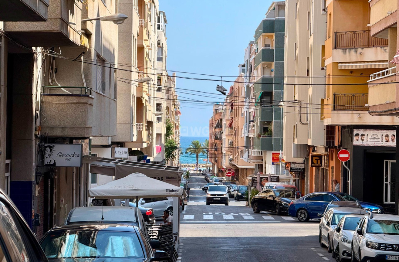 Odsprzedaż - Daszek - Torrevieja - Habaneras