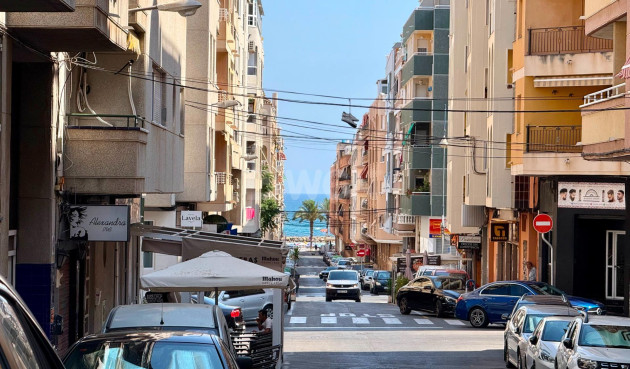 Odsprzedaż - Daszek - Torrevieja - Habaneras