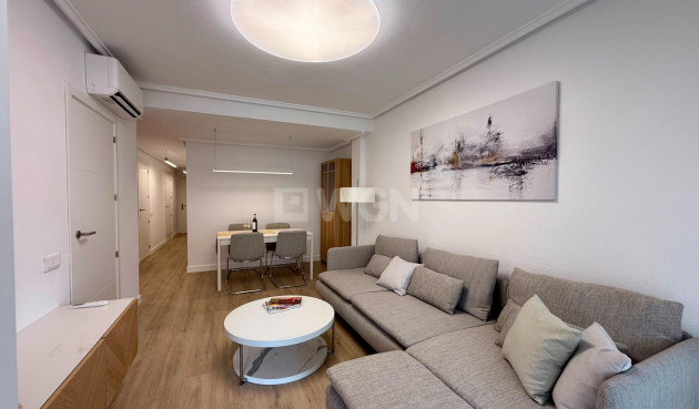 Odsprzedaż - Daszek - Torrevieja - Habaneras