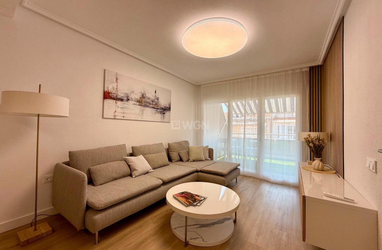 Odsprzedaż - Daszek - Torrevieja - Habaneras