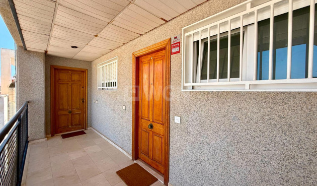 Odsprzedaż - Daszek - Torrevieja - Habaneras