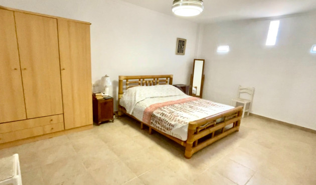 Odsprzedaż - Villa - Daya Nueva - Costa Blanca