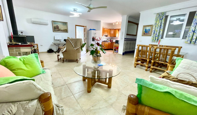 Odsprzedaż - Villa - Daya Nueva - Costa Blanca