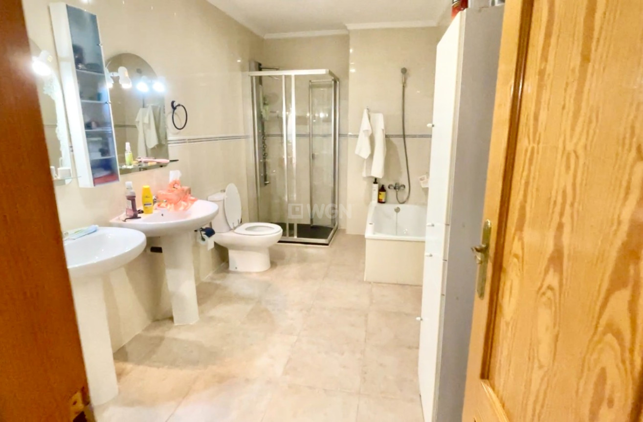 Odsprzedaż - Villa - Daya Nueva - Costa Blanca